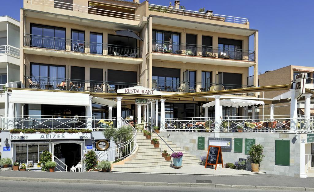 Hotel Les Alizes Cavalaire-sur-Mer Exterior foto